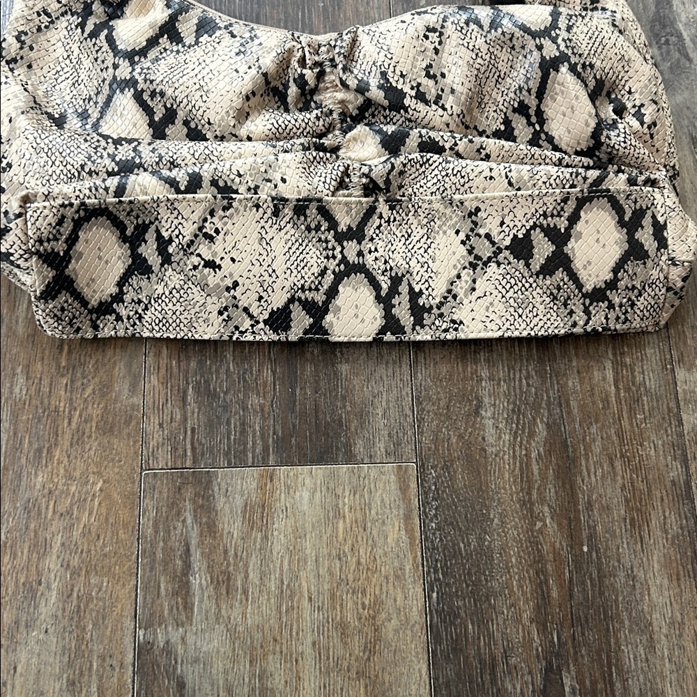 Snake Print Hobo Bag - Picture 3 of 8